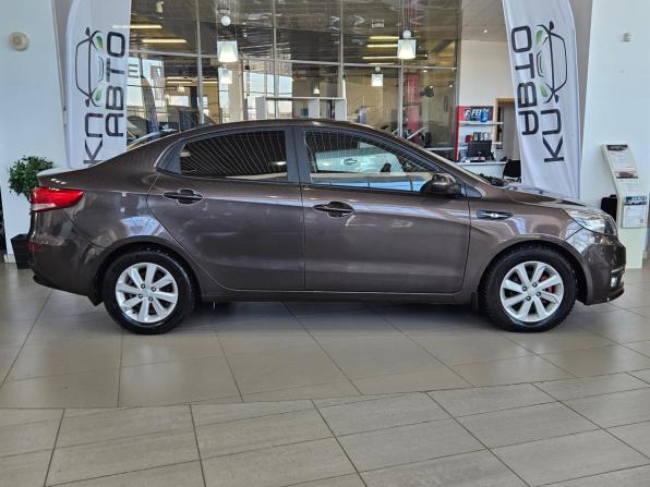 Kia Rio IV с пробегом 2017 года, цена 1 045 000 рублей, 95156 км, седан, Автокод Объявления