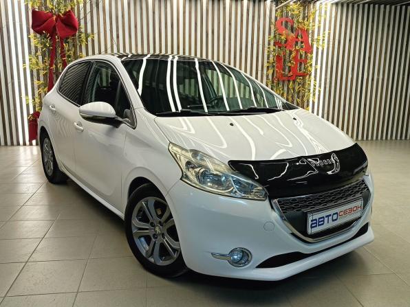 Peugeot 208 I с пробегом 2013 года, цена 520 000 рублей, 217545 км, хэтчбек, Автокод Объявления