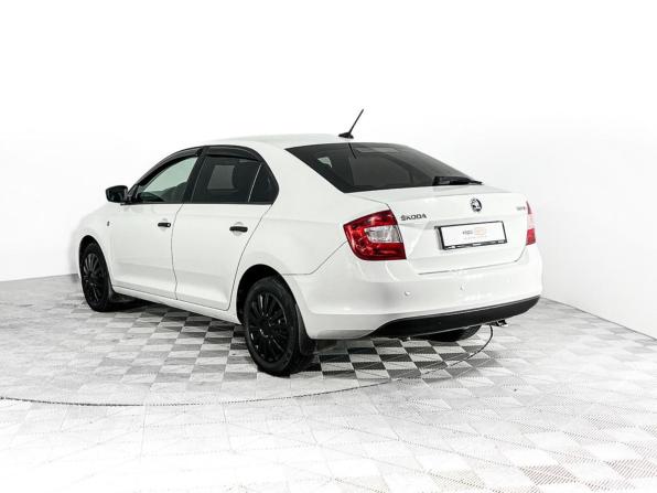 Skoda Rapid I с пробегом 2017 года, цена 956 000 рублей, 119658 км, лифтбек, Автокод Объявления