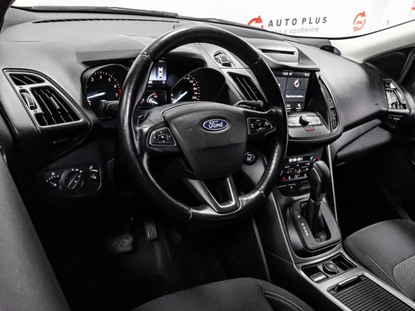 Ford Kuga II Рестайлинг с пробегом 2017 года, цена 1 560 000 рублей, 109592 км, внедорожник, Автокод Объявления
