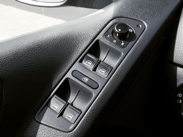 Volkswagen Tiguan I Рестайлинг с пробегом 2013 года, цена 1 189 000 рублей, 166378 км, внедорожник, Автокод Объявления