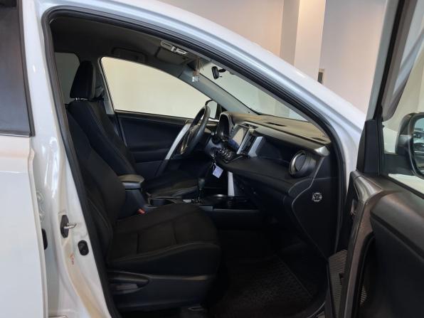 Toyota RAV4 IV (XA40) с пробегом 2015 года, цена 1 720 000 рублей, 221619 км, внедорожник, Автокод Объявления