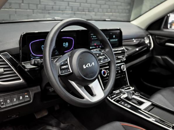 Kia Seltos I Рестайлинг с пробегом 2026 года, цена 3 200 000 рублей, 2741 км, внедорожник, Автокод Объявления