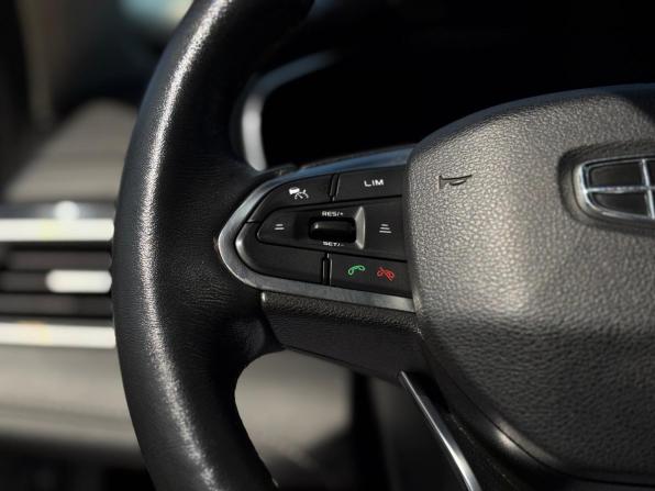 Geely Atlas Pro с пробегом 2021 года, цена 1 710 000 рублей, 172829 км, внедорожник, Автокод Объявления