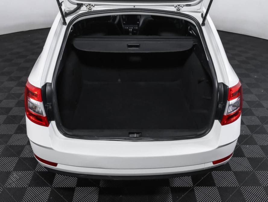 Skoda Octavia III (A7) Рестайлинг Москва  - изображение 11