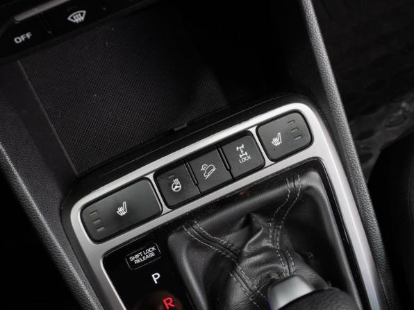 Hyundai Creta I с пробегом 2017 года, цена 2 159 000 рублей, 66746 км, внедорожник, Автокод Объявления