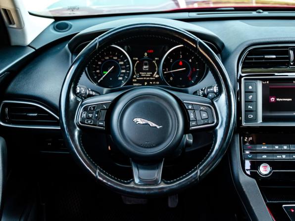 Jaguar F-Pace I с пробегом 2017 года, цена 2 220 000 рублей, 189687 км, внедорожник, Автокод Объявления