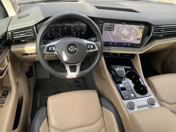 Volkswagen Touareg III с пробегом 2019 года, цена 4 099 000 рублей, 176023 км, внедорожник, Автокод Объявления