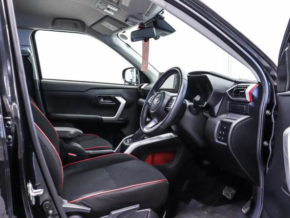 Toyota Raize I с пробегом 2020 года, цена 1 449 000 рублей, 124085 км, внедорожник, Автокод Объявления
