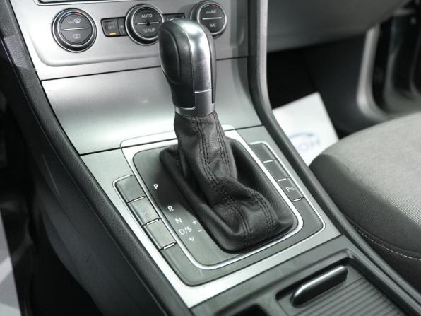 Volkswagen Golf VII с пробегом 2014 года, цена 925 000 рублей, 184155 км, хэтчбек, Автокод Объявления