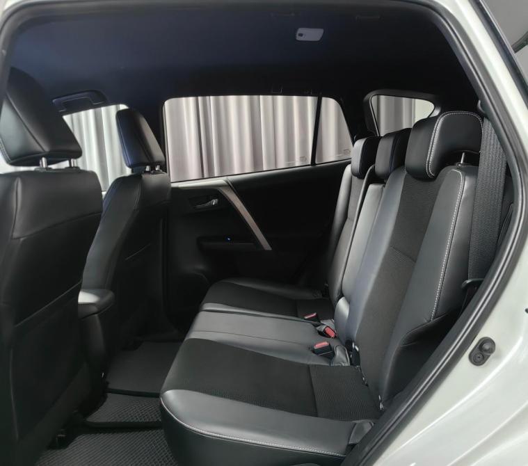 Toyota RAV4 IV (XA40) Рестайлинг Москва  - изображение 11