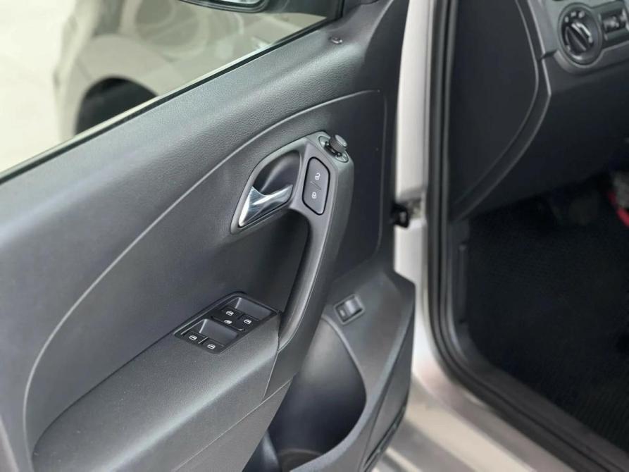 Volkswagen Polo V Рестайлинг Екатеринбург  - изображение 25