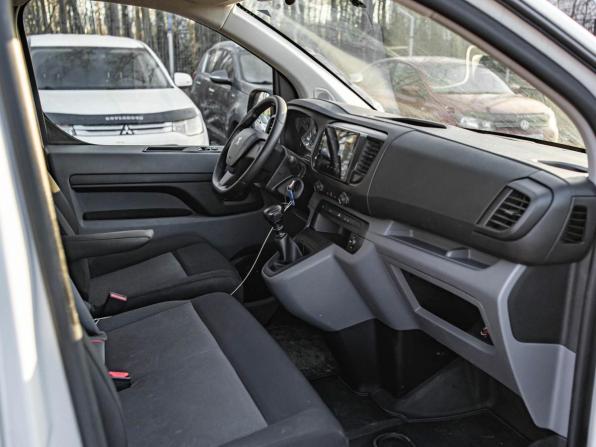 Peugeot Expert III с пробегом 2021 года, цена 2 200 000 рублей, 137302 км, минивэн, Автокод Объявления