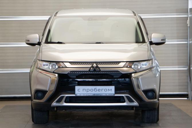 Mitsubishi Outlander III Рестайлинг 3 с пробегом 2018 года, цена 1 990 000 рублей, 81237 км, внедорожник, Автокод Объявления