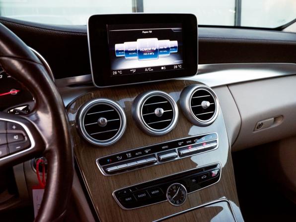Mercedes-Benz C-Класс IV (W205) с пробегом 2015 года, цена 1 899 000 рублей, 216830 км, седан, Автокод Объявления