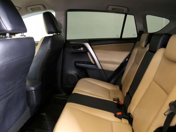 Toyota RAV4 IV (XA40) Рестайлинг с пробегом 2018 года, цена 2 090 000 рублей, 296820 км, внедорожник, Автокод Объявления
