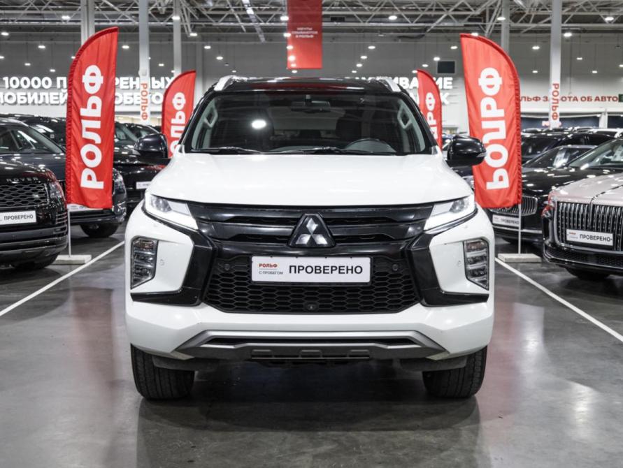 Mitsubishi Montero Sport III Рестайлинг Санкт-Петербург  - изображение 6