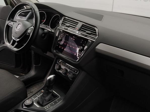 Volkswagen Tiguan II с пробегом 2019 года, цена 2 064 000 рублей, 173520 км, внедорожник, Автокод Объявления