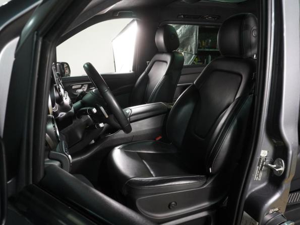 Mercedes-Benz V-Класс III (W447) Рестайлинг с пробегом 2019 года, цена 4 999 000 рублей, 131297 км, минивэн, Автокод Объявления