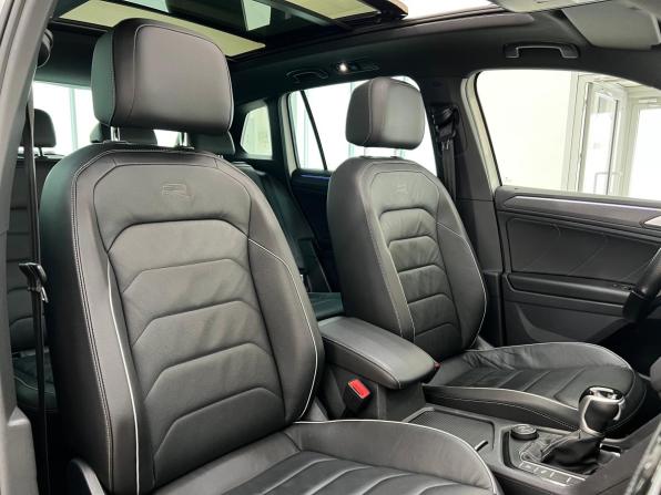 Volkswagen Tiguan II Рестайлинг с пробегом 2021 года, цена 3 250 000 рублей, 171470 км, внедорожник, Автокод Объявления