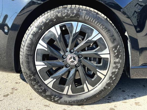 Mercedes-Benz V-Класс III (W447) Рестайлинг 2 с пробегом 2024 года, цена 13 600 000 рублей, 6436 км, минивэн, Автокод Объявления