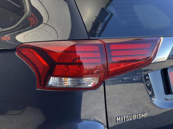 Mitsubishi Outlander III Рестайлинг 2 с пробегом 2017 года, цена 1 857 000 рублей, 135699 км, внедорожник, Автокод Объявления