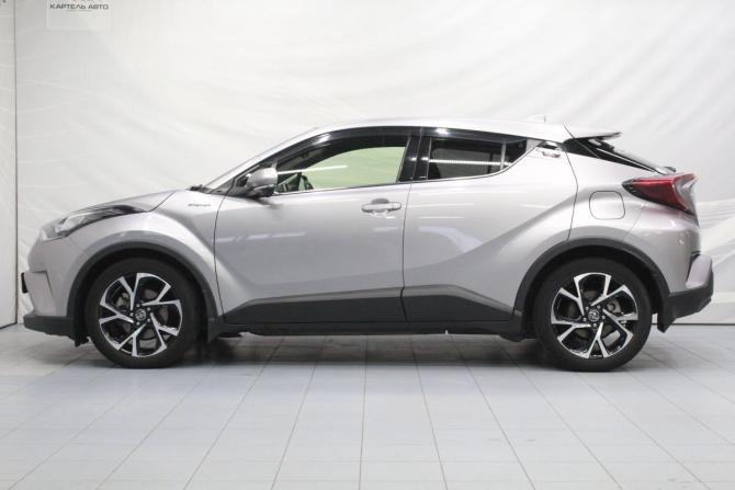 Toyota C-HR I с пробегом 2018 года, цена 1 999 000 рублей, 82399 км, внедорожник, Автокод Объявления