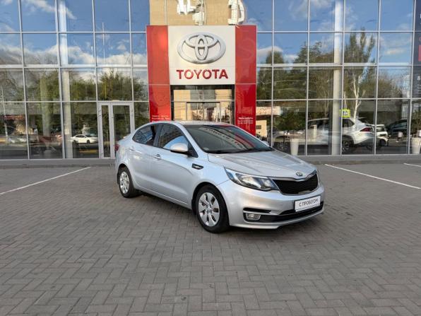 Kia Rio III Рестайлинг с пробегом 2015 года, цена 980 000 рублей, 136458 км, седан, Автокод Объявления