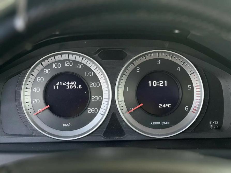 Volvo XC70 II Екатеринбург  - изображение 15