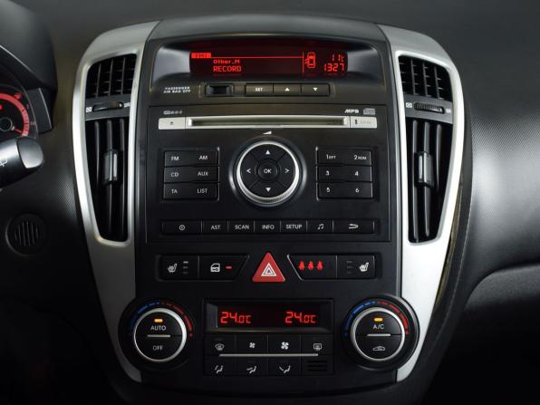Kia Ceed I Рестайлинг с пробегом 2010 года, цена 849 995 рублей, 196336 км, хэтчбек, Автокод Объявления