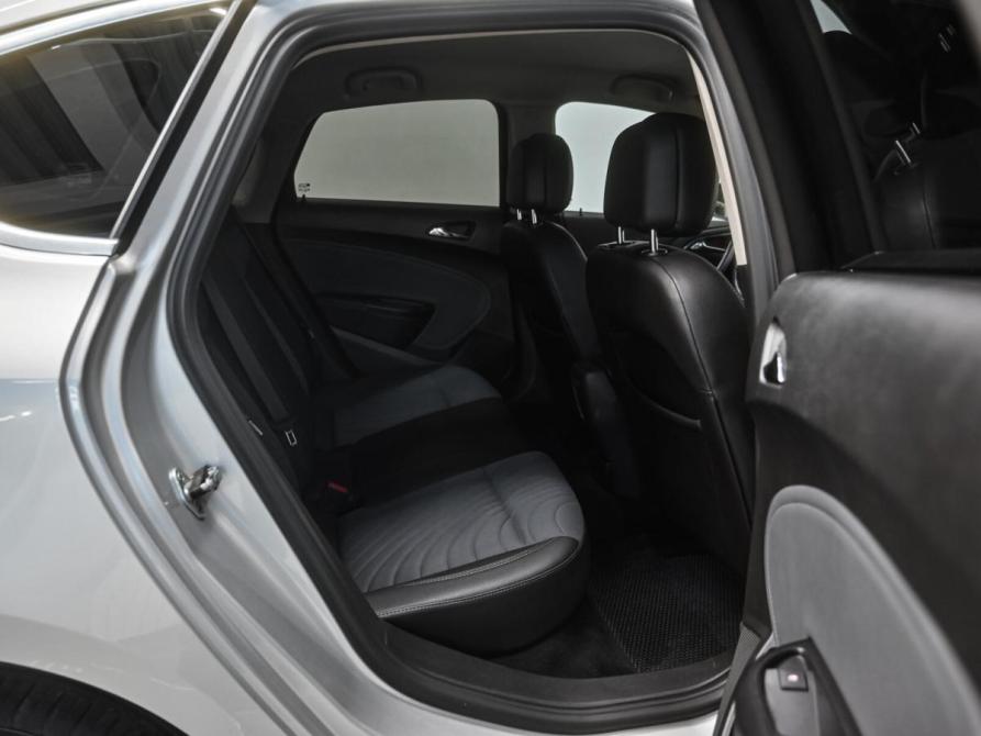 Opel Astra J Рестайлинг Челябинск  - изображение 16