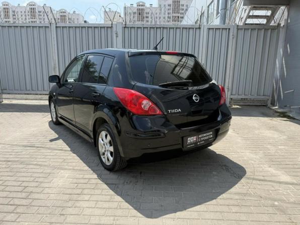 Nissan Tiida I Рестайлинг с пробегом 2010 года, цена 599 000 рублей, 333204 км, хэтчбек, Автокод Объявления
