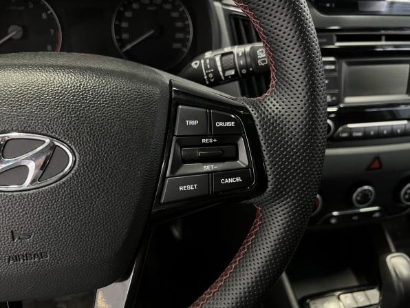 Hyundai Creta I с пробегом 2016 года, цена 1 595 000 рублей, 204811 км, внедорожник, Автокод Объявления