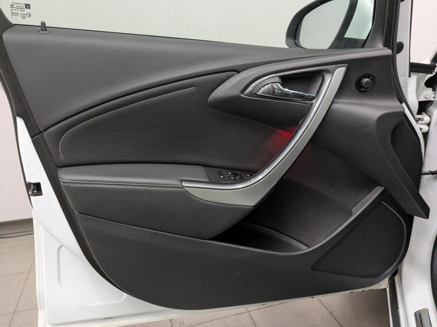 Opel Astra J Рестайлинг Москва  - изображение 13