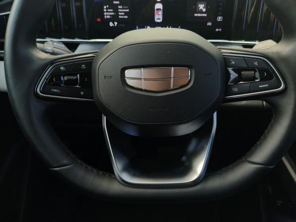 Geely Atlas II с пробегом 2024 года, цена 2 800 000 рублей, 61591 км, внедорожник, Автокод Объявления