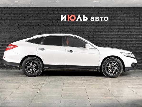 Honda Crosstour I Рестайлинг с пробегом 2013 года, цена 1 850 000 рублей, 48565 км, внедорожник, Автокод Объявления