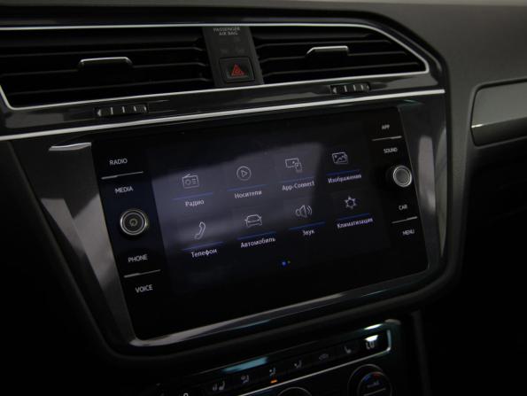 Volkswagen Tiguan II с пробегом 2019 года, цена 2 149 000 рублей, 163312 км, внедорожник, Автокод Объявления
