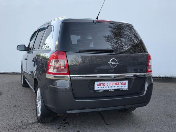 Opel Zafira B Рестайлинг с пробегом 2012 года, цена 680 000 рублей, 204700 км, компактвэн, Автокод Объявления