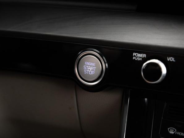 Kia Carnival IV с пробегом 2022 года, цена 3 799 000 рублей, 114393 км, минивэн, Автокод Объявления