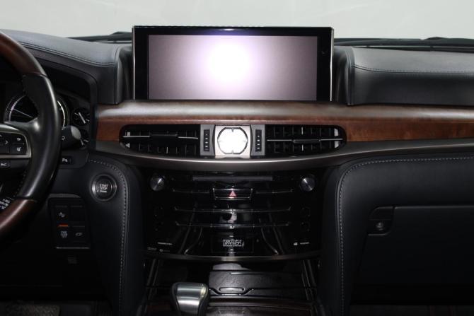 Lexus LX III Рестайлинг 2 с пробегом 2019 года, цена 9 750 000 рублей, 88845 км, внедорожник, Автокод Объявления