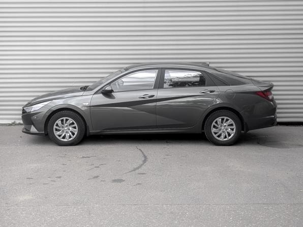 Hyundai Elantra VII (CN7) с пробегом 2022 года, цена 2 100 000 рублей, 31025 км, седан, Автокод Объявления