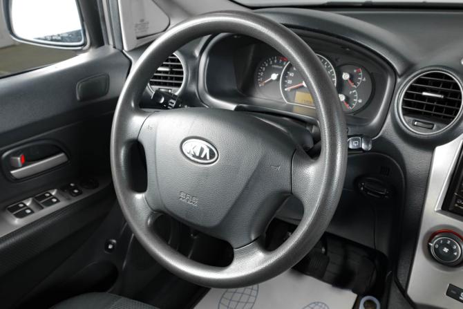Kia Carens II (UN) с пробегом 2009 года, цена 729 000 рублей, 172000 км, компактвэн, Автокод Объявления