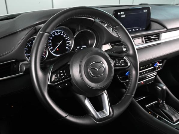 Mazda 6 III (GJ) Рестайлинг 2 с пробегом 2023 года, цена 2 999 000 рублей, 31343 км, седан, Автокод Объявления