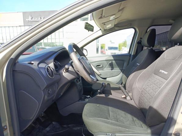Renault Sandero II с пробегом 2017 года, цена 768 000 рублей, 39382 км, хэтчбек, Автокод Объявления