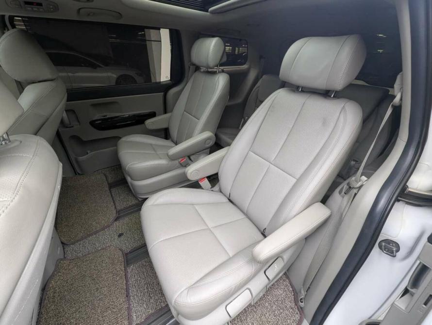 Kia Carnival III Москва  - изображение 8