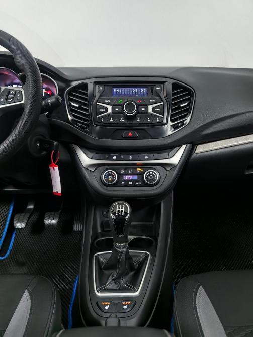 Lada (ВАЗ) Vesta I Москва  - изображение 12