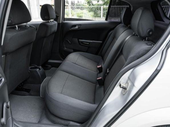 Opel Astra H Рестайлинг с пробегом 2011 года, цена 448 000 рублей, 318920 км, хэтчбек, Автокод Объявления