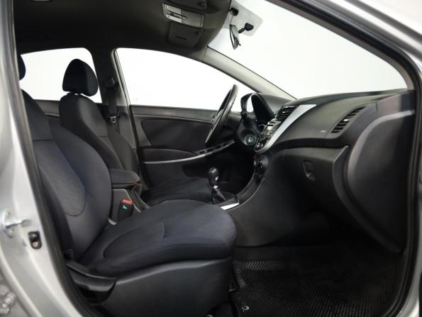 Hyundai Solaris I с пробегом 2013 года, цена 899 777 рублей, 152000 км, седан, Автокод Объявления