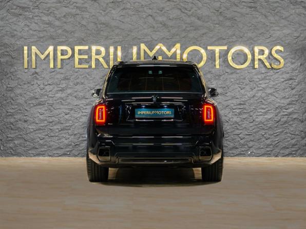 Rolls-Royce Cullinan I Рестайлинг с пробегом 2025 года, цена 67 500 000 рублей, 449 км, внедорожник, Автокод Объявления