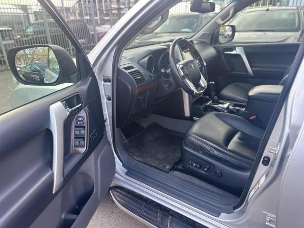 Toyota Land Cruiser Prado 150 Series с пробегом 2013 года, цена 3 275 000 рублей, 130422 км, внедорожник, Автокод Объявления